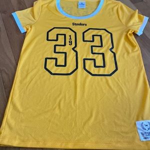 Woman’s VS Steels jersey shirt